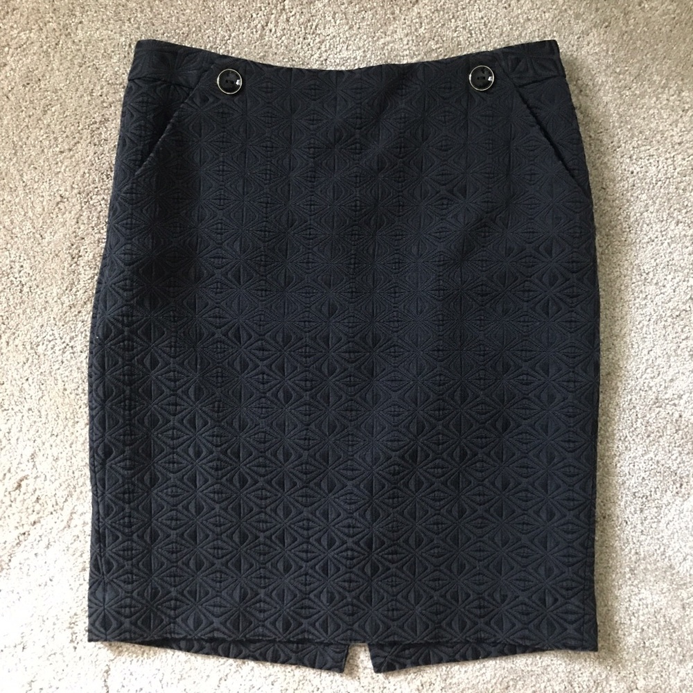 The Limited Diamond pencil skirt